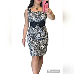 Rickie Freeman Teri Jon black and white Mid  casual dress. Size 4